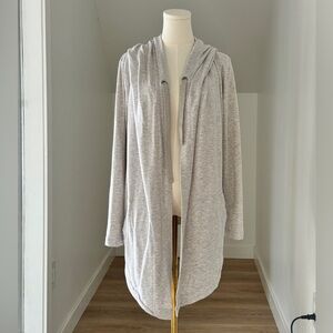 Athleta Pranayama Restore Wrap | Light Grey Heather, Oversized Small